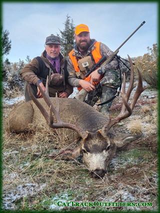 Guided Mule Deer Hunt in Colorado