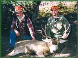 Cat Track Outfitters - deer hunting in Western Colorado